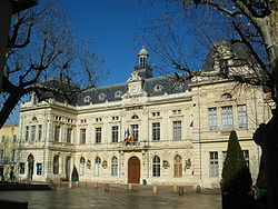 84 - Bollène mairie